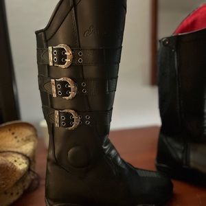 Speed and strength Boots.